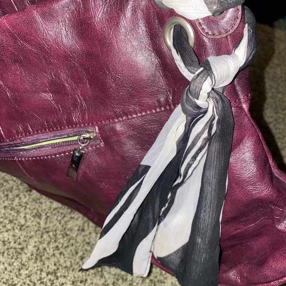 Espe purse with interesting scarf detail - Picture 2 of 5